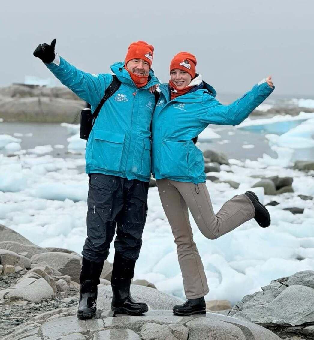     Полина Диброва и Роман Товстик в Антарктиде