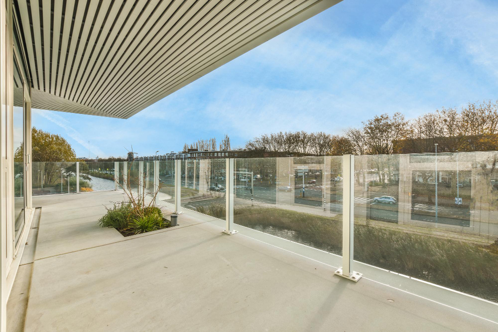 Стеклянные ограждения