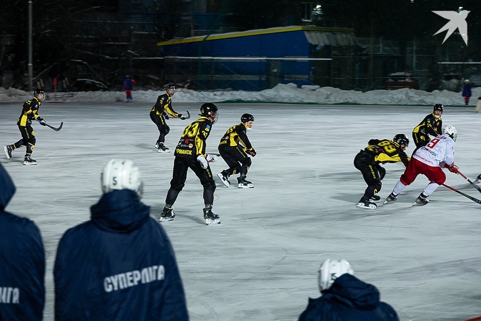    В нынешнем сезоне руководство ХК «Мурман» сделало ставку на омоложение состава и привлечение местных воспитанников. Антон ЗАБИРОВ