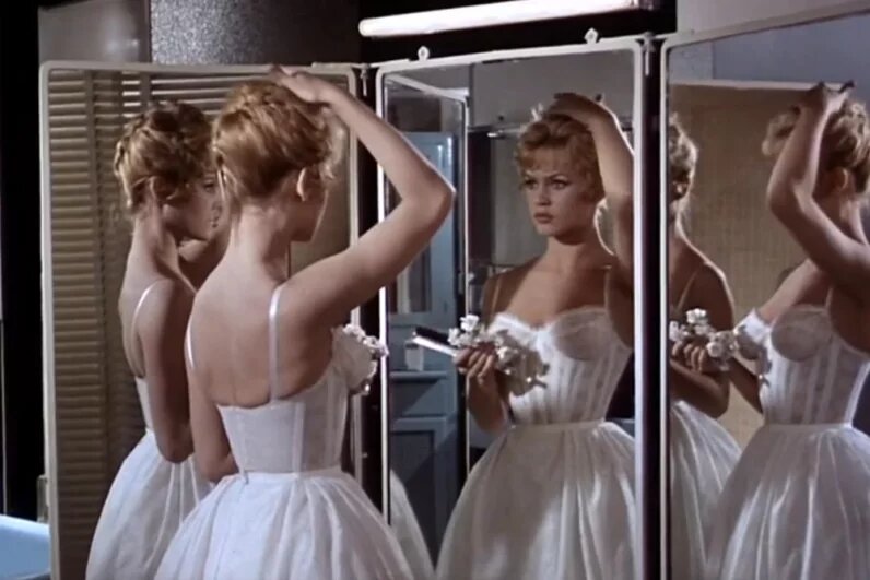 Кадр из фильма "Парижанка", Брижит Бардо