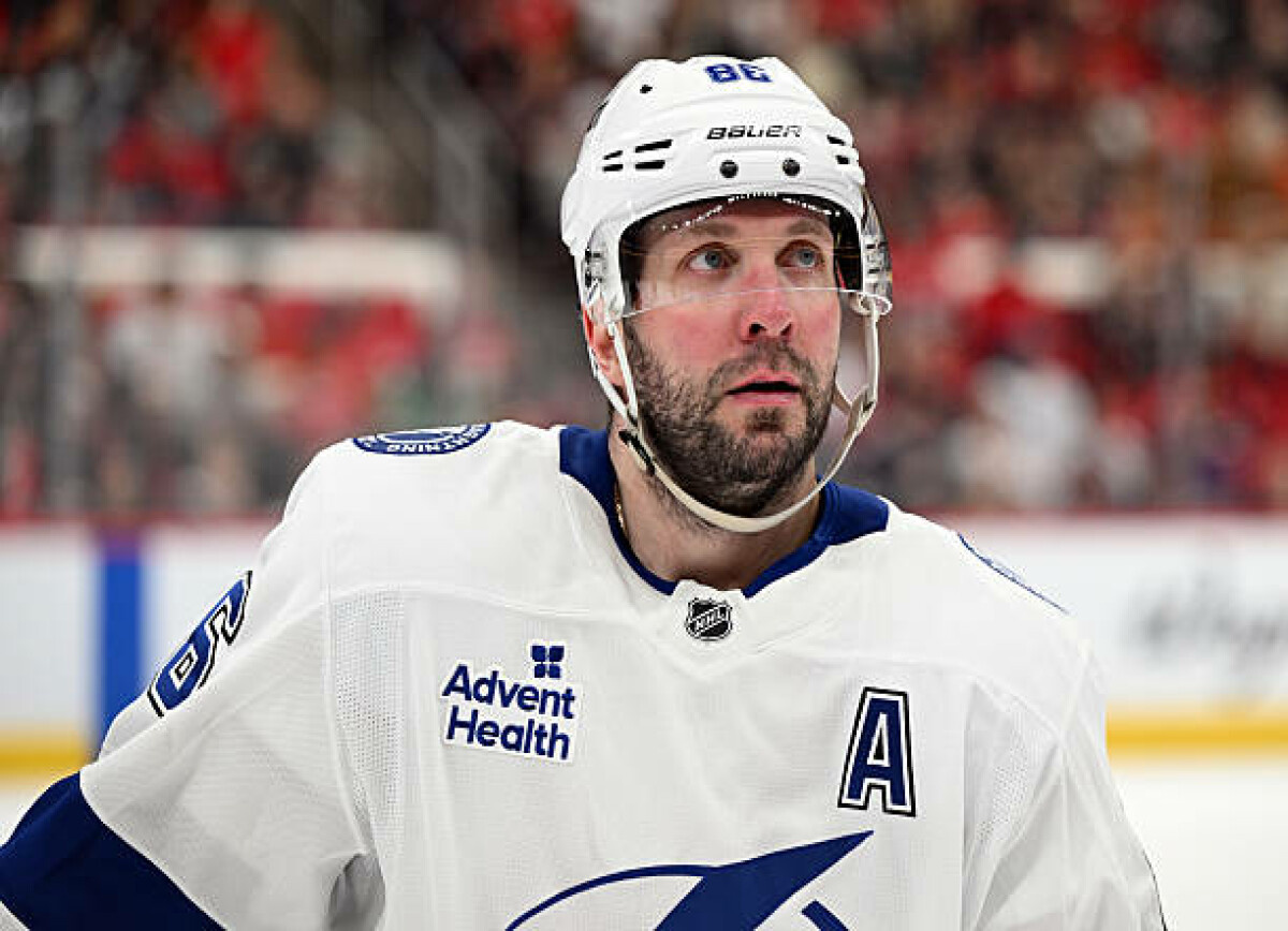     Экс-игрок НХЛ Суббан: играя против Кучерова, соперникам «Тампы» остается только взывать к Богу