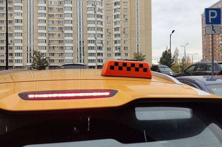   Максим Крюков