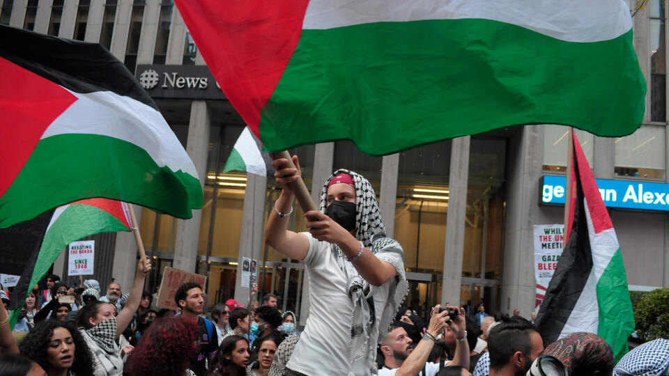     FT: американцы начали больше сочувствовать палестинцам, чем израильтянам www.globallookpress.com/Jimin Kim/Keystone Press Agency