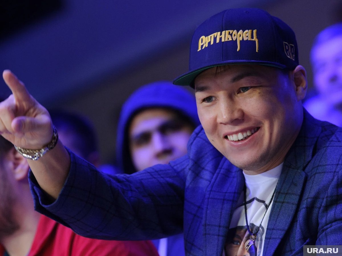     Чемпион мира по боксу Руслан Проводников продвигает спорт в родном ХМАО