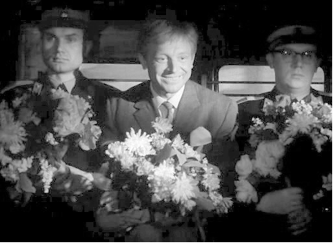 После премьеры «Гамлета». Источник - kino-teatr.ru 