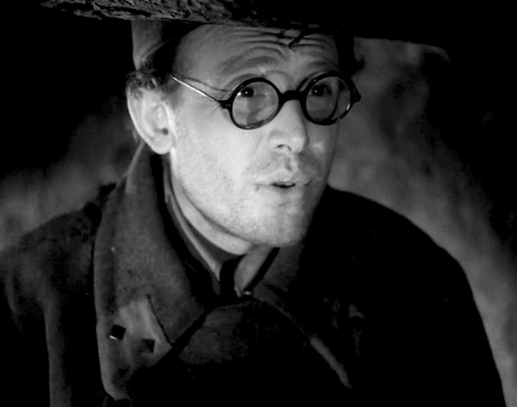 В роли лейтенанта Фарбера. Источник - kino-teatr.ru