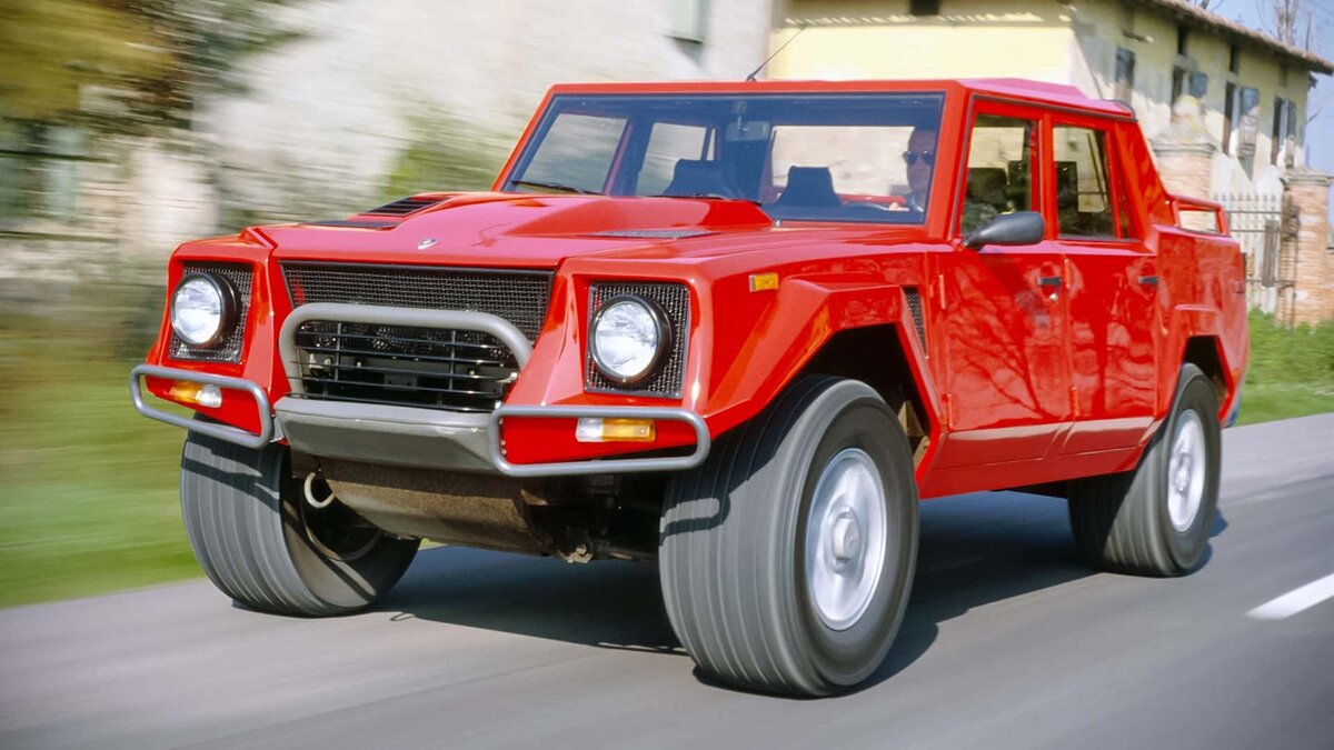 Lamborghini LM 002