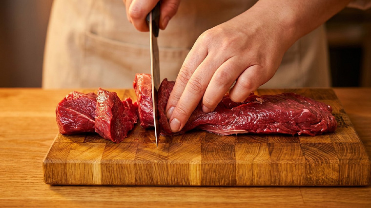    Простой рецепт вкусного советского гуляша из говядины. Фото: 5-tv.ru