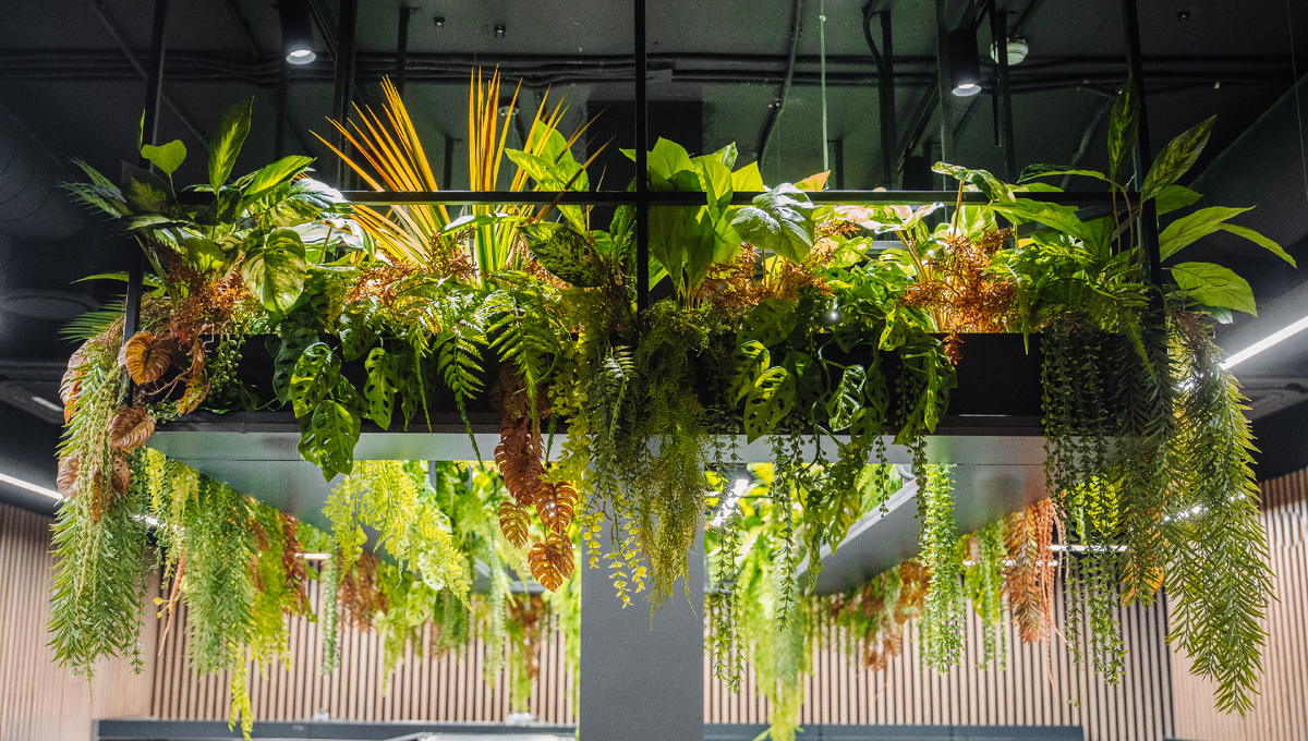 Выполнено декораторами Ми Декор