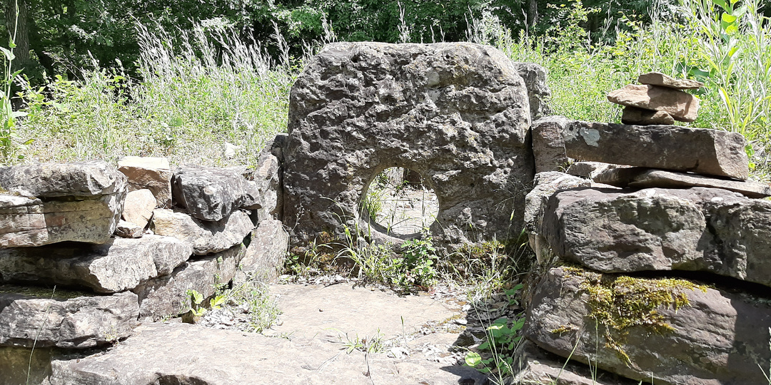 Дольмены Васильевки. Интересные места и походы в окрестностях Новороссийска!
