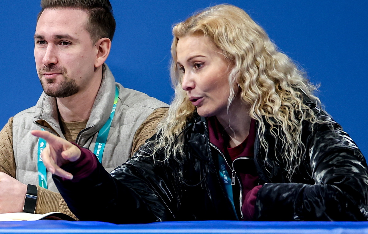    Этери Тутберидзе (справа)  Петр Ковалев/ТАСС