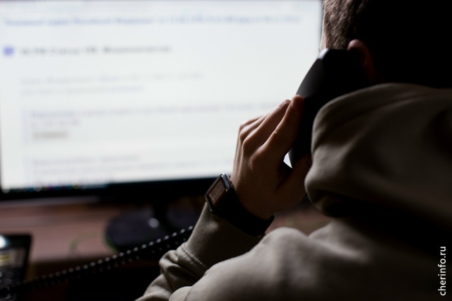    В декабре прошлого года 38-летняя местная жительница в интернете познакомилась с мужчиной