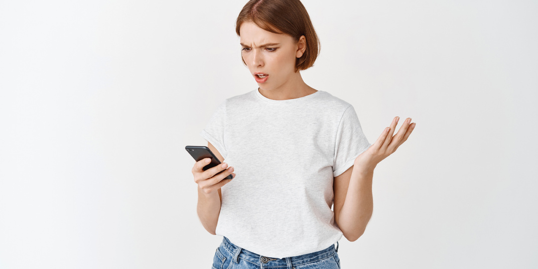 Суд отправил SMS с повесткой на чужой номер: Верховный суд вступился за водителя