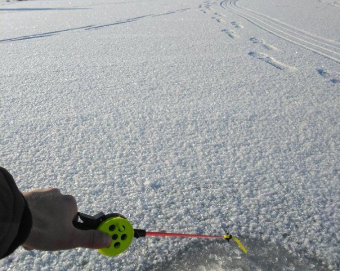 Зимняя рыбалка на платниках: правила, особенности и лучшие приманки