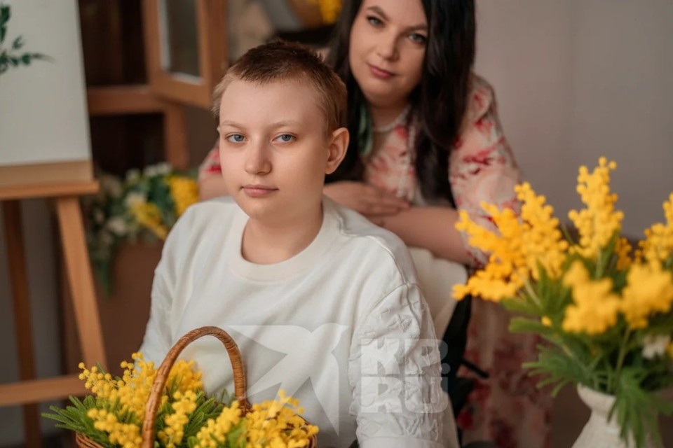    Мать из Ачинска ответила на обвинения в залечивании сына ради выгоды. Фото: архив семьи.