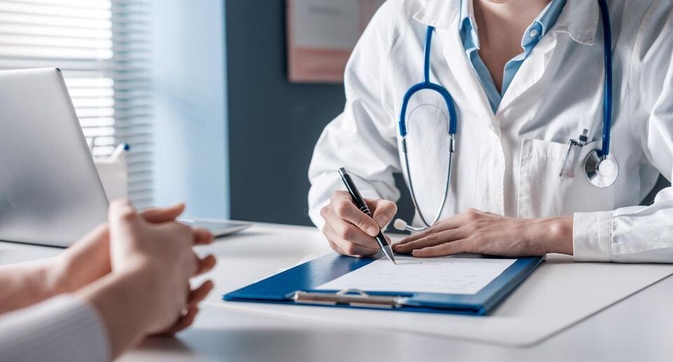    istockphoto.com/demaerre