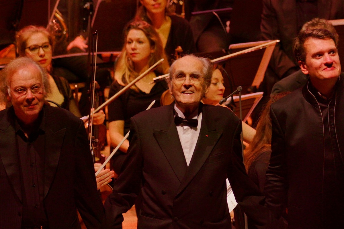    Кадр из фильма «Однажды… Мишель Легран»