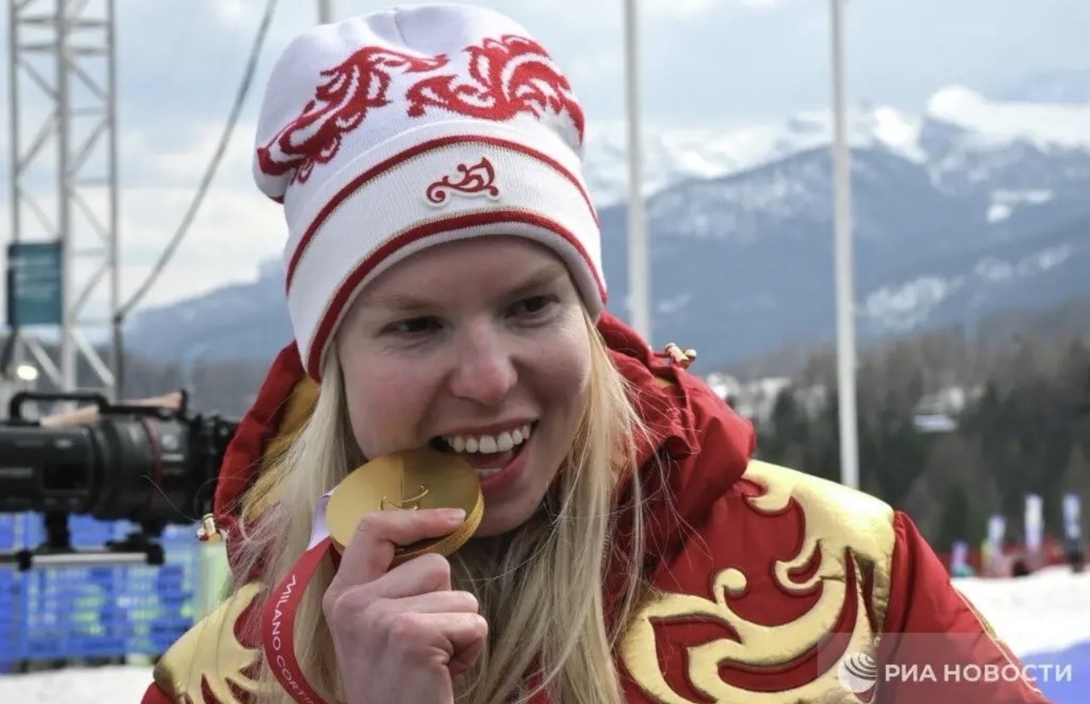 Золотая медаль Варвары Ворончихиной. Фото РИА НОВОСТИ