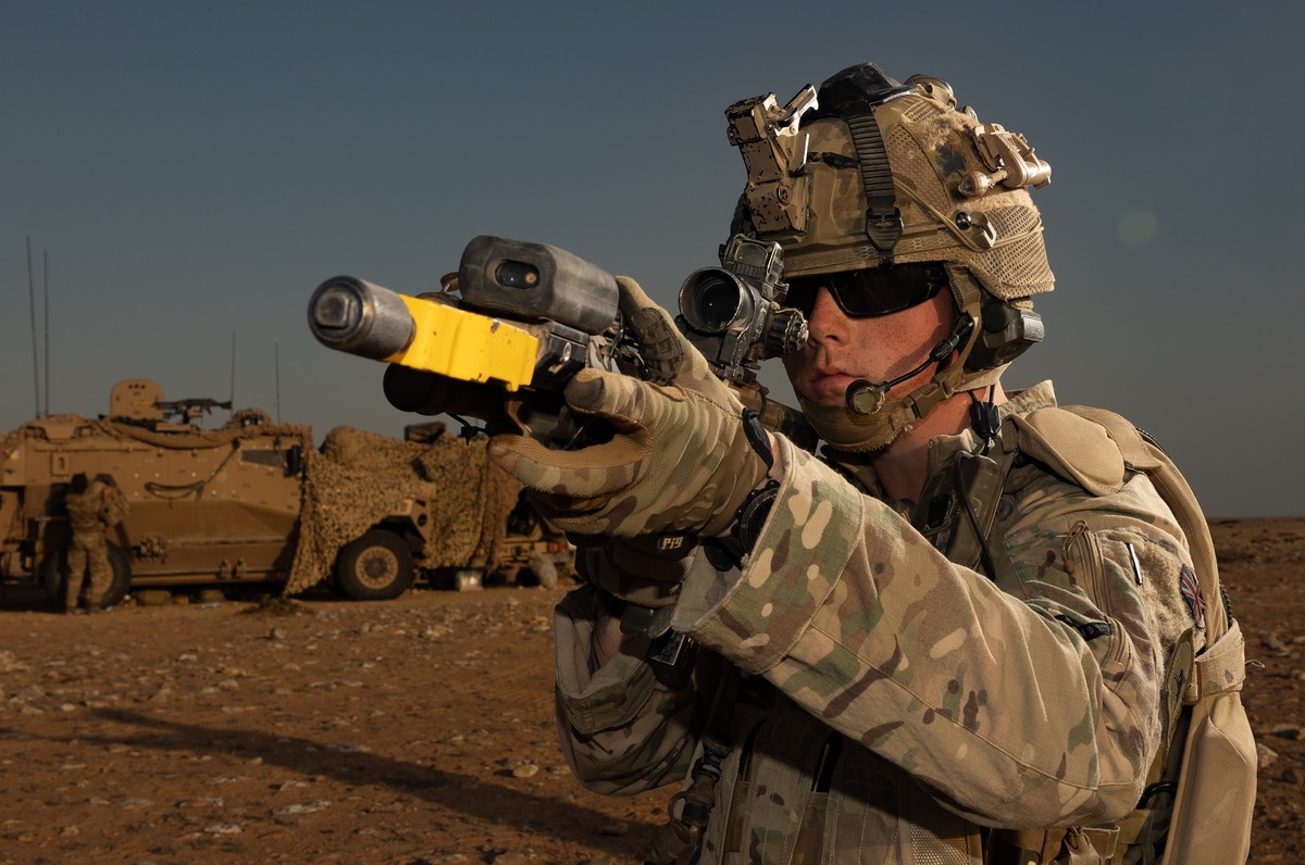    Великобритания армия солдат