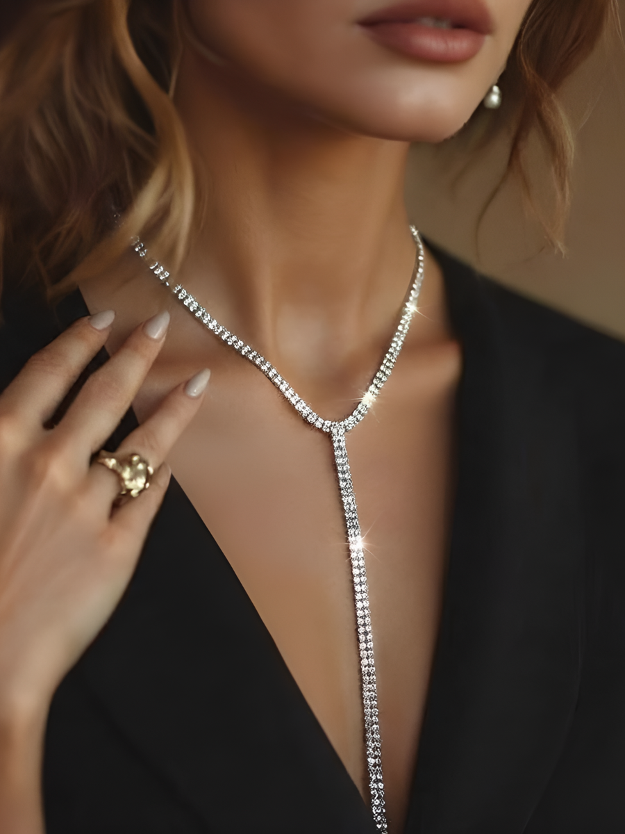 Стильная бижутерия Almazia