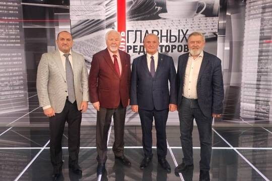    Вячеслав Калинин принял участие в записи программы Павла Гусева «Клуб главных редакторов» на ОТР (фото: