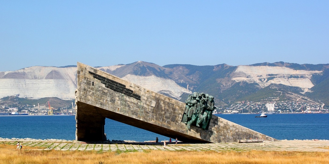 ТОП-18 лучших экскурсий в Абрау-Дюрсо из Краснодара в 2026 году