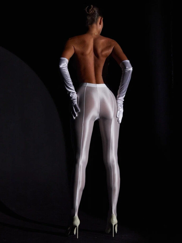    raspakovka-ekspertnosti-fashion-brend APOLINÉIZI