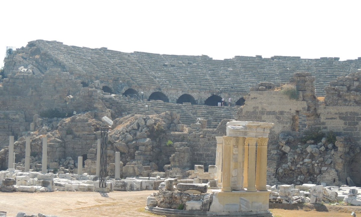 Римский амфитеатр