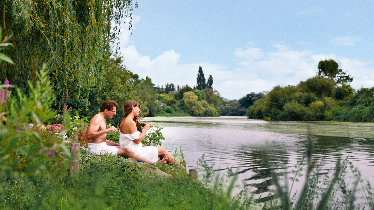 И как после такого не начать смотреть фильм?