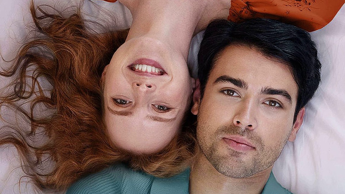 картинка из интеренета: Сериал на Домашнем "Горький шоколад", актеры Александра Бурьянова, Кирилл Дыцевич, Александр Песков, Сергей Селин и другие