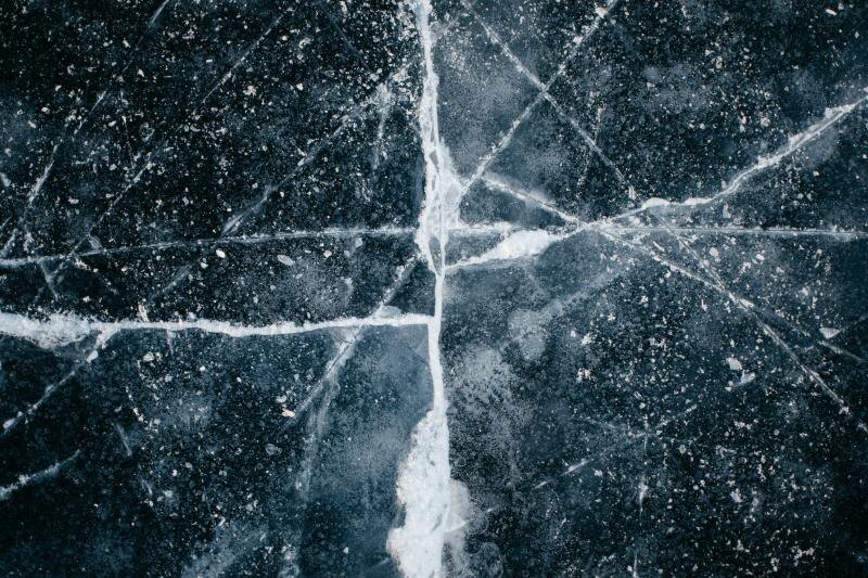    В Удмуртии рыбак провалился под лед и утонул