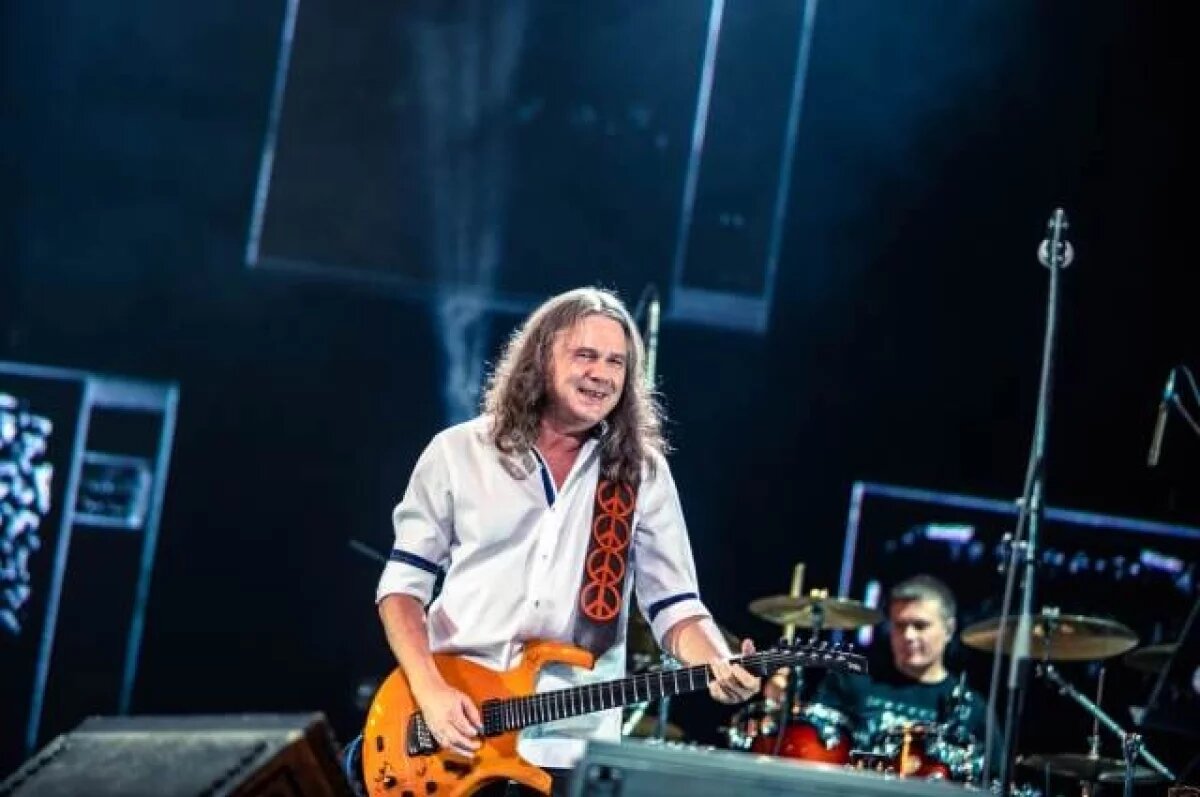    Слава и Чиж.