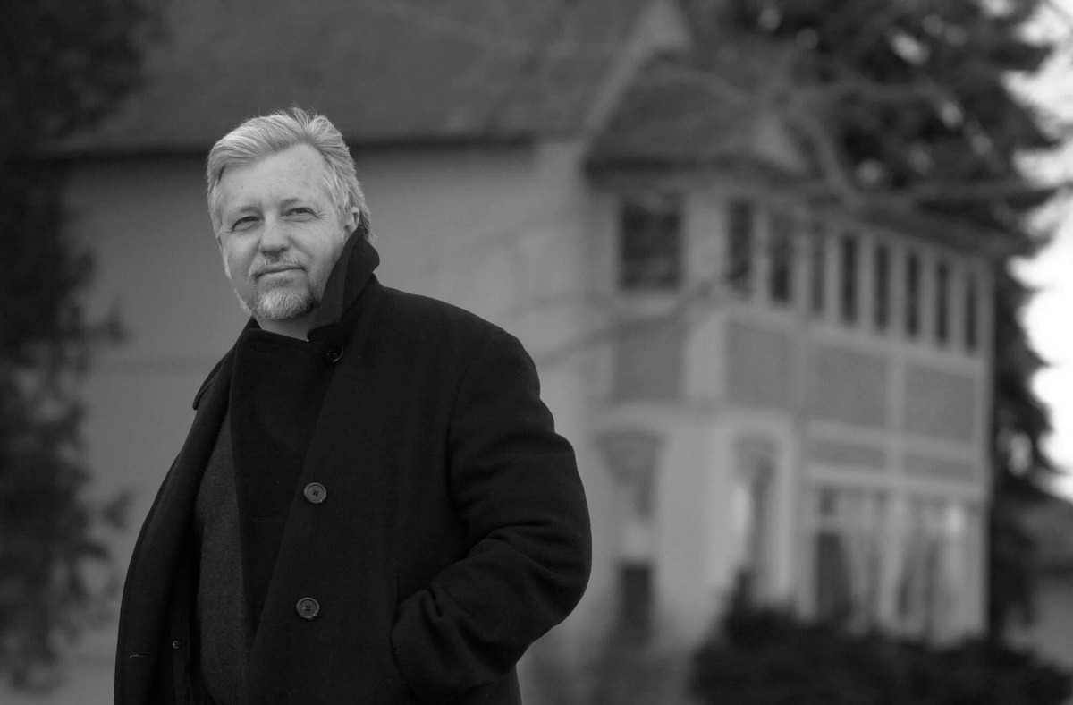    Dan Simmons / Дэн Симмонс