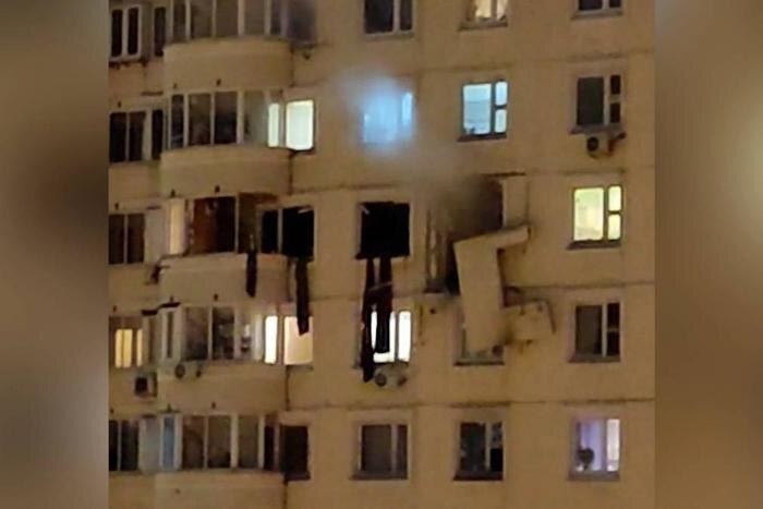 Обложка © SHOT