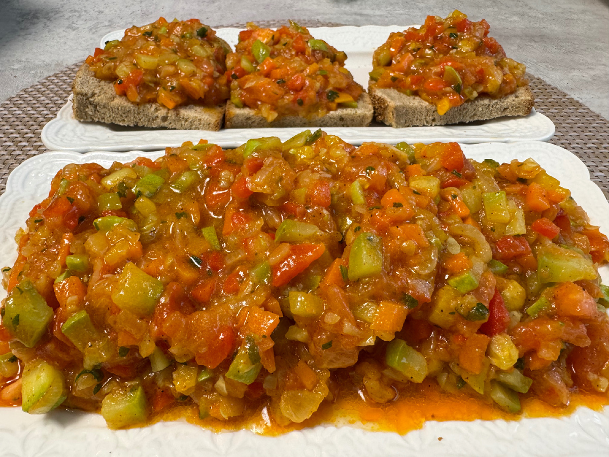 Заготовка овощей на брускетты 