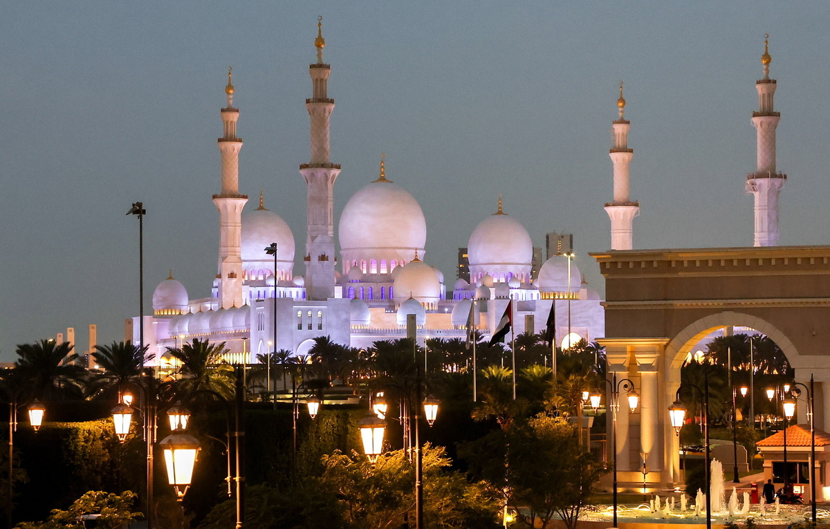    Абу-Даби  Валерий Шарифулин/ТАСС