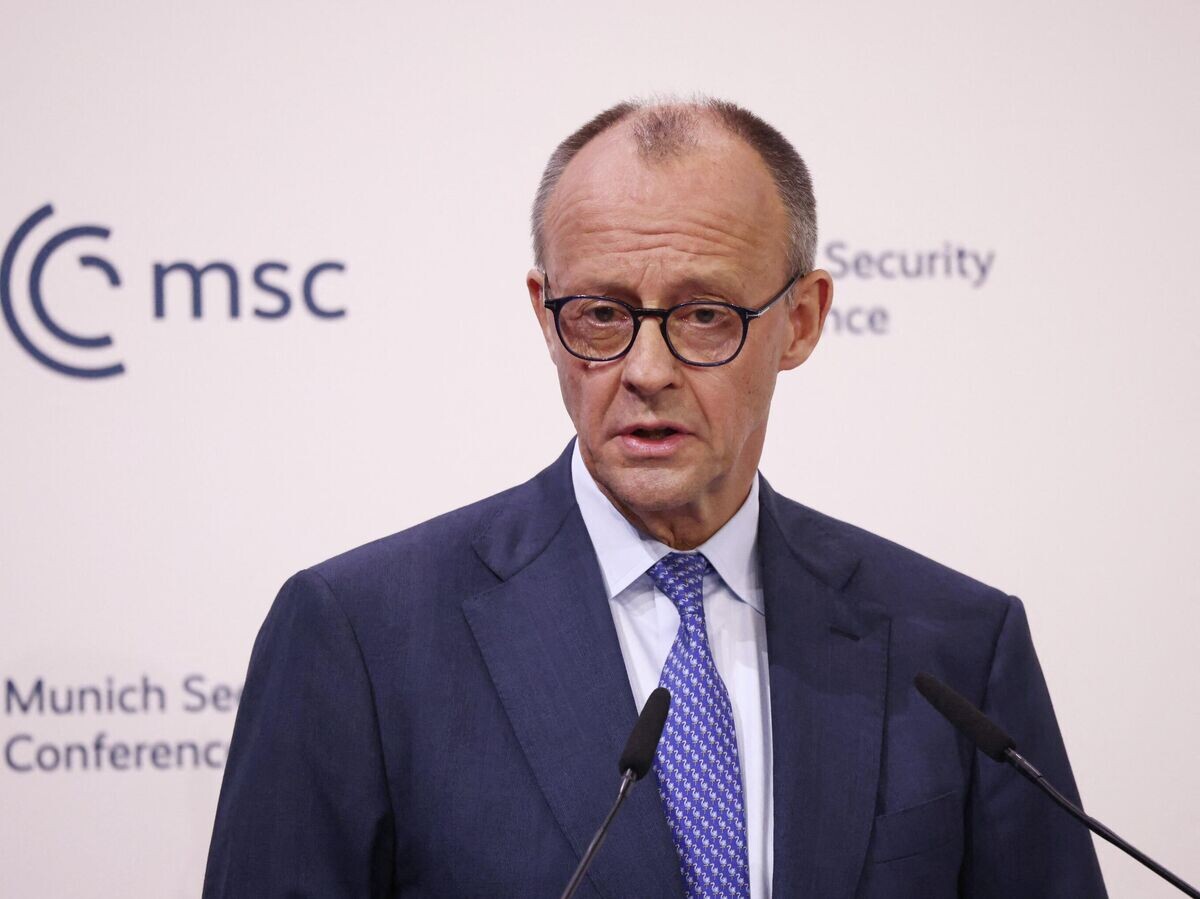    Канцлер Германии Фридрих Мерц выступает на Мюнхенской конференции по безопасности | © REUTERS / Liesa Johannssen