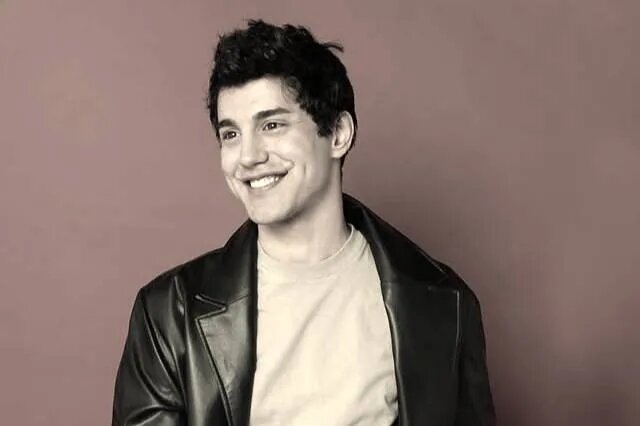    Цветокоррекция оригинального изображения была произведена с использованием ИИ "Ниязов 2.0"