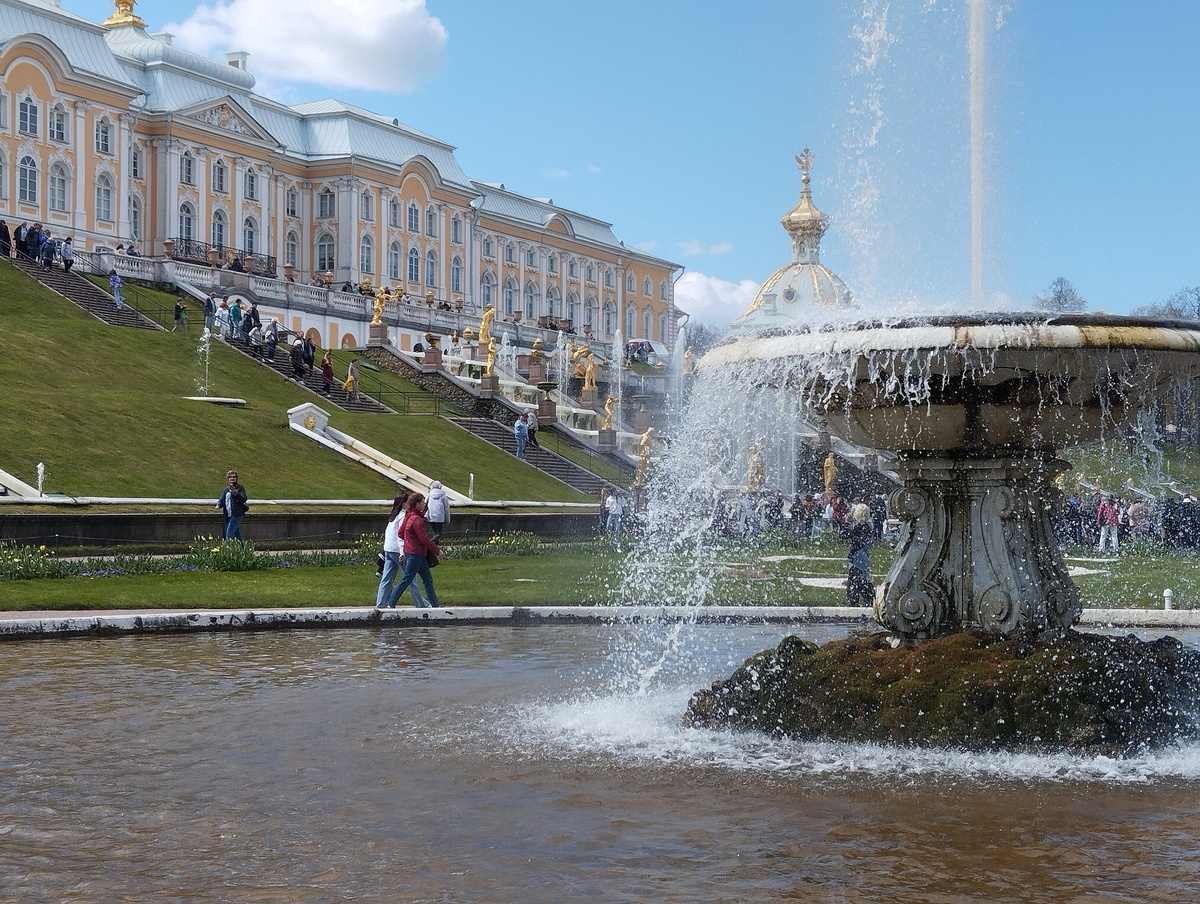 Петергоф. Французский фонтан