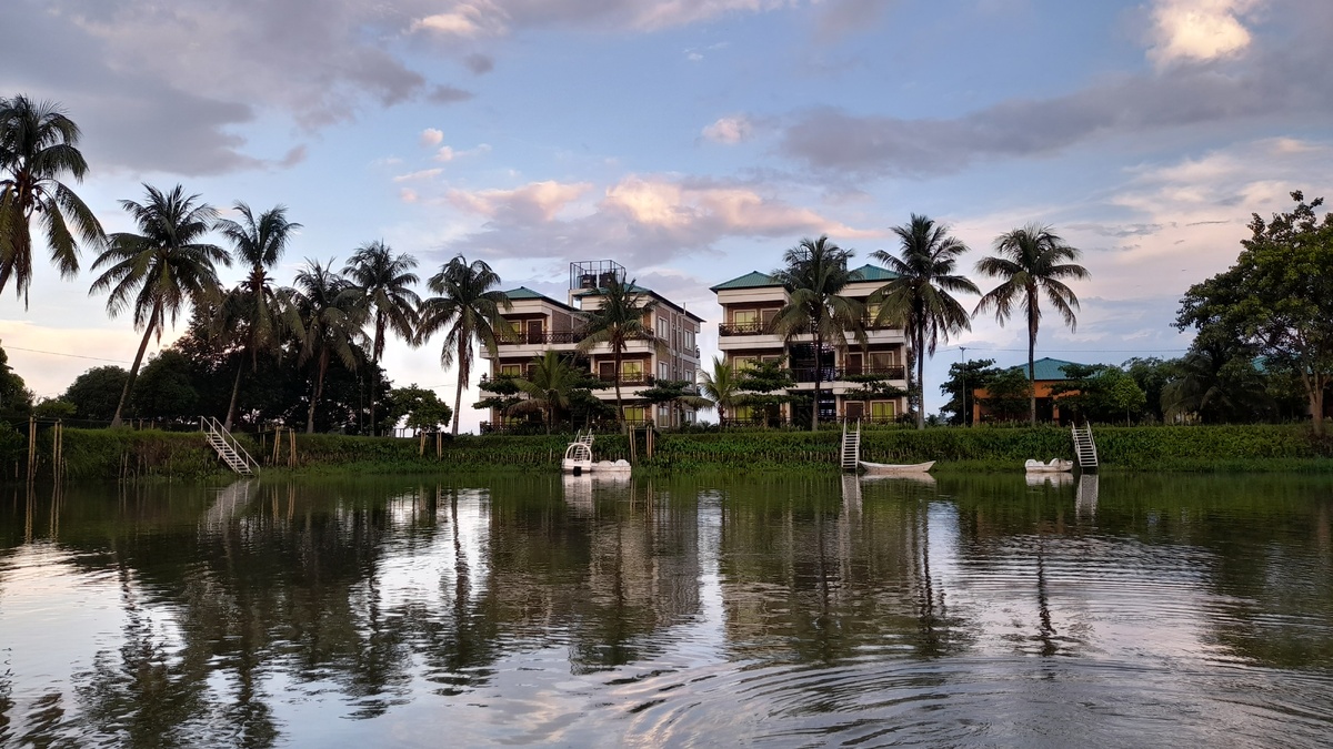 Отель Rupkotha Eco Resort в Пабне