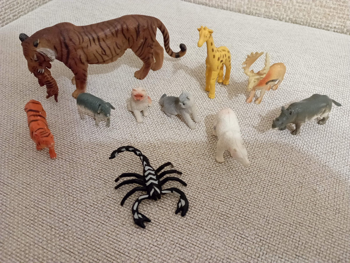 Пакет фигурок 115 р.