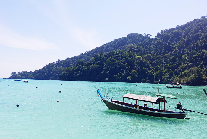 Кристально чистые воды Андаманского моря / Фото: epigraph.info