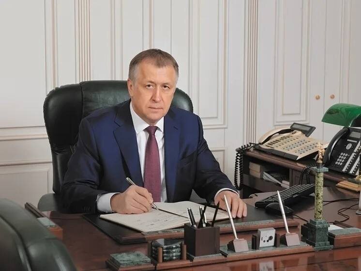    Председатель Нижегородского облсуда Вячеслав Поправко ушел в отставку