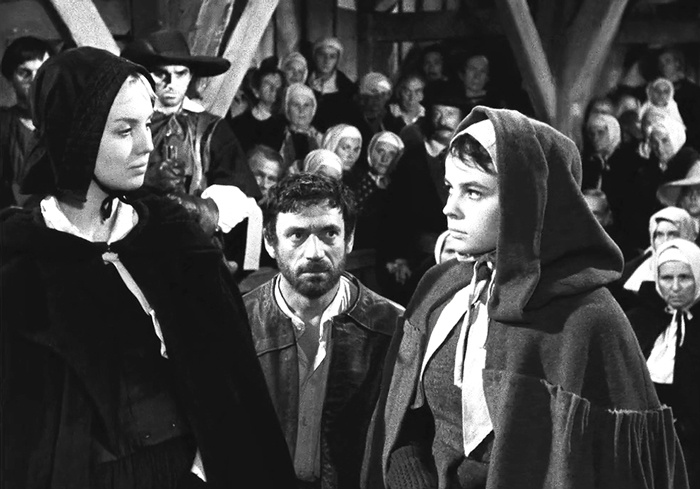 В качестве исходного изображения использован кадр из фильма "Салемские колдуньи" (1957 год).