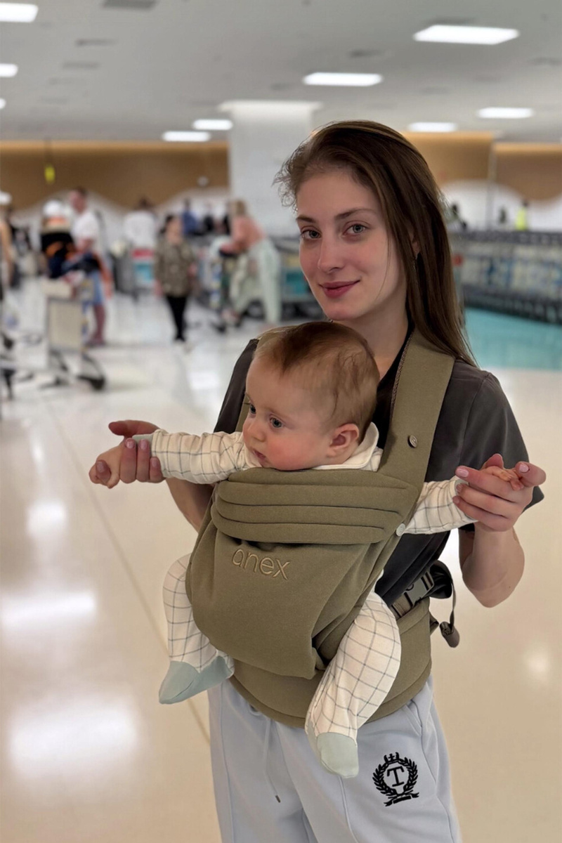    Алёна Косторная с сыном. Фото: Инстаграм (запрещён в РФ) @aliona_officialnew