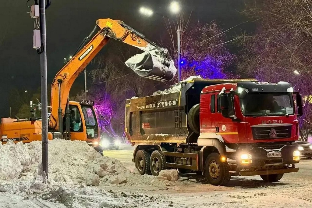    Об этом губернатору Георгию Филимонову доложил временно исполняющий полномочия главы города Андрей Накрошаев.