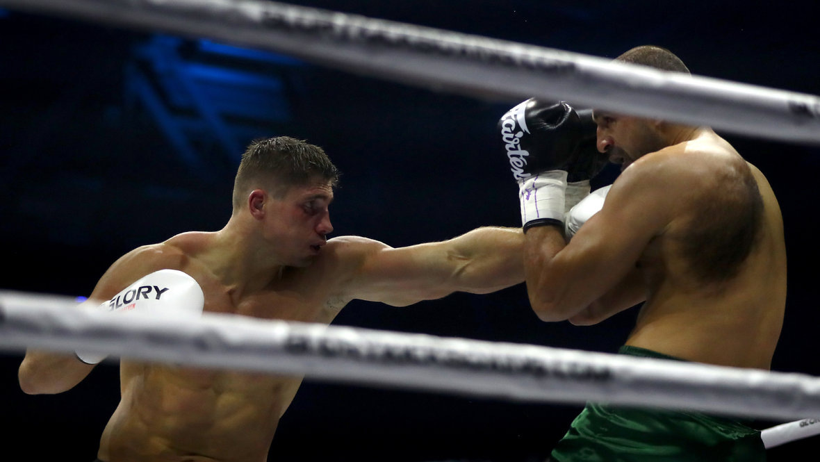    Рико Верхувен и Бадр Хари. Getty Images