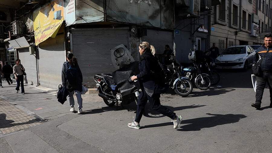    Фото: REUTERS/Majid Asgaripour/WANA