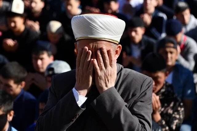 Что нужно делать в священный месяц Рамадан?