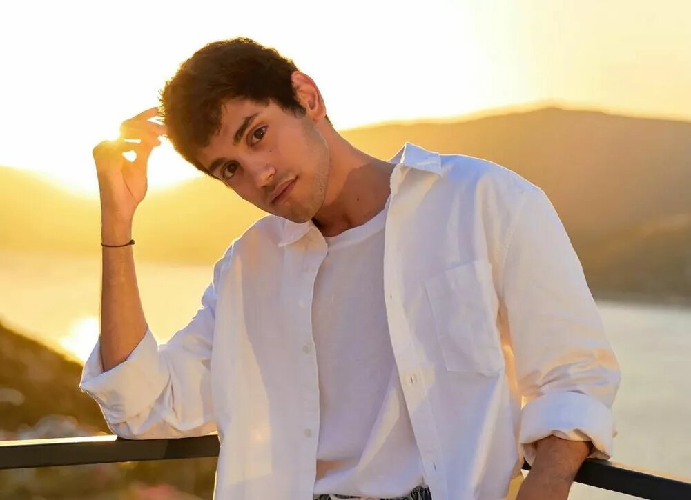    Не приходя в сознание: звезда "Великолепного века" Ибрагим Йылдыз умер в 27 лет